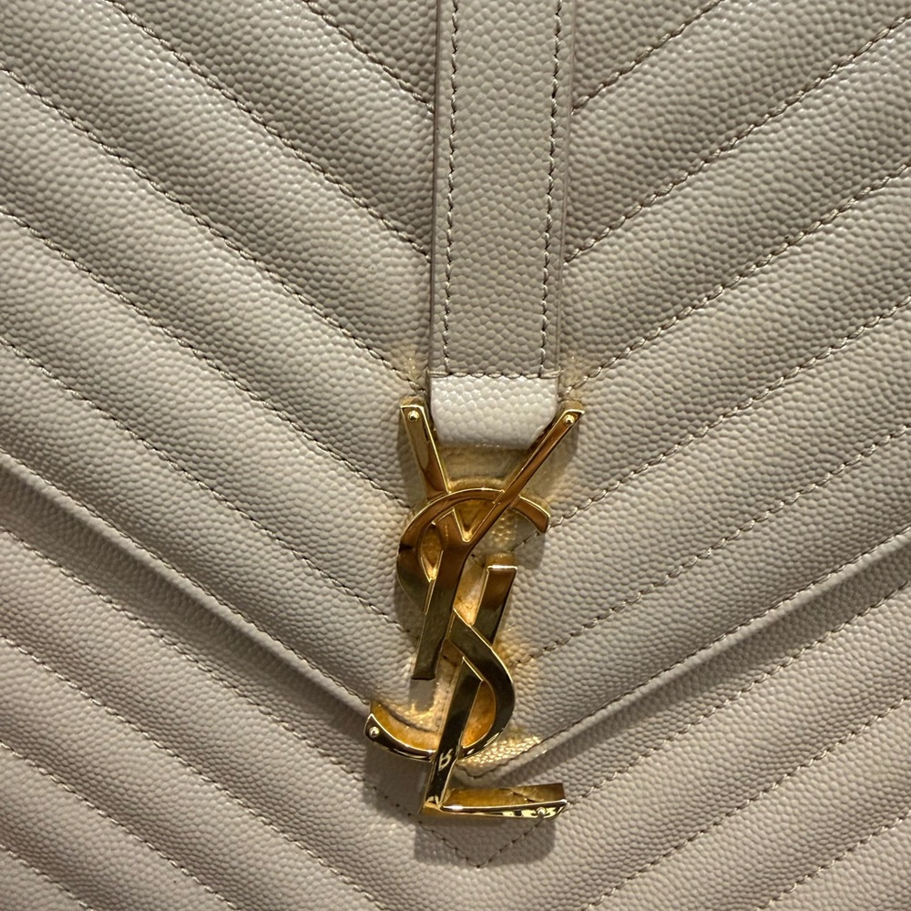 Saint Laurent Large Taupe Quilted Shoulder Bag - Picture 3 of 11